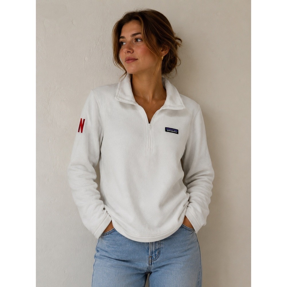 Patagonia Micro D 1/4 Zip Fleece Pullover White Netflix Logo Womens Small 26278